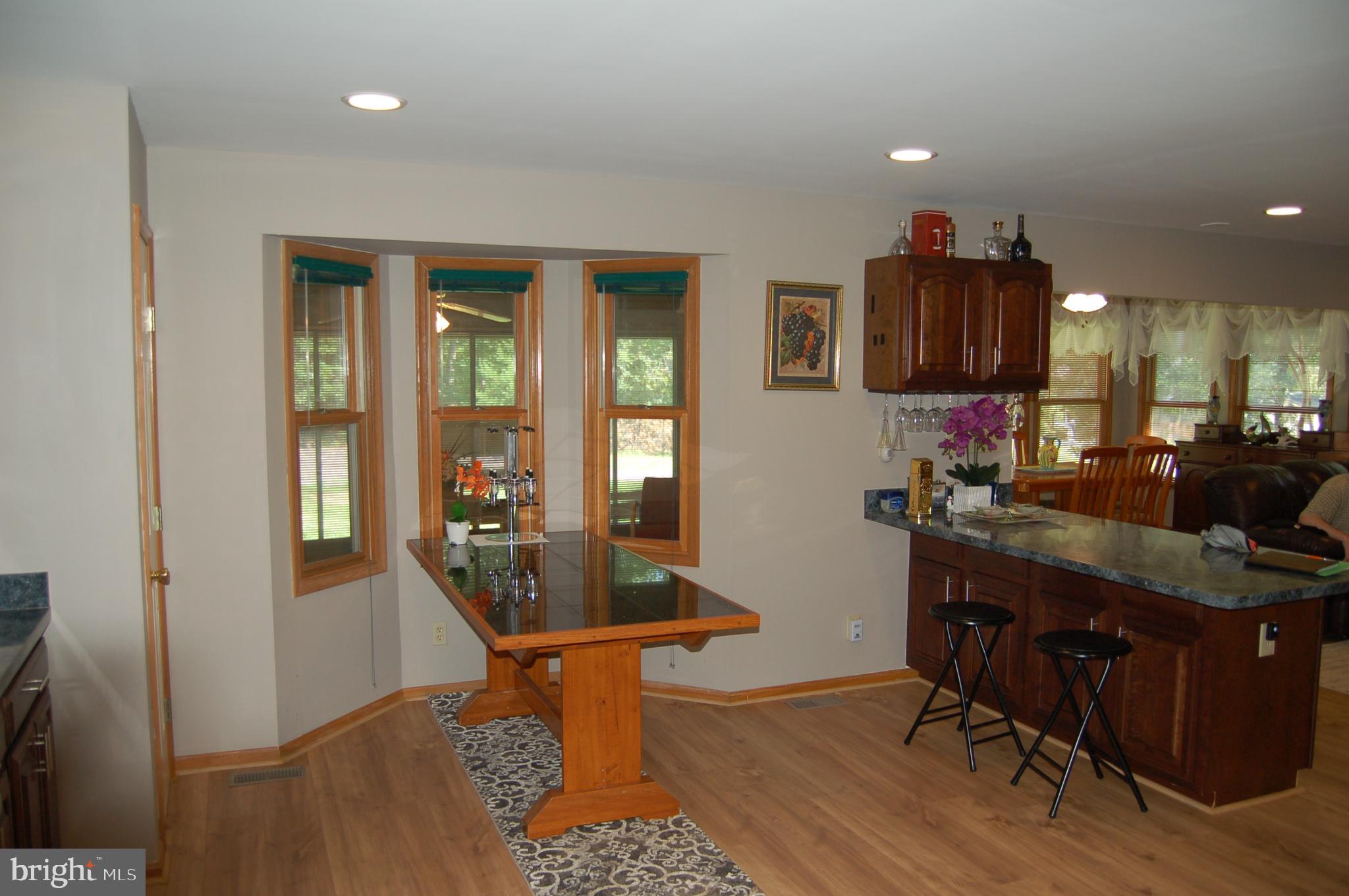 351 Lakewood Dr