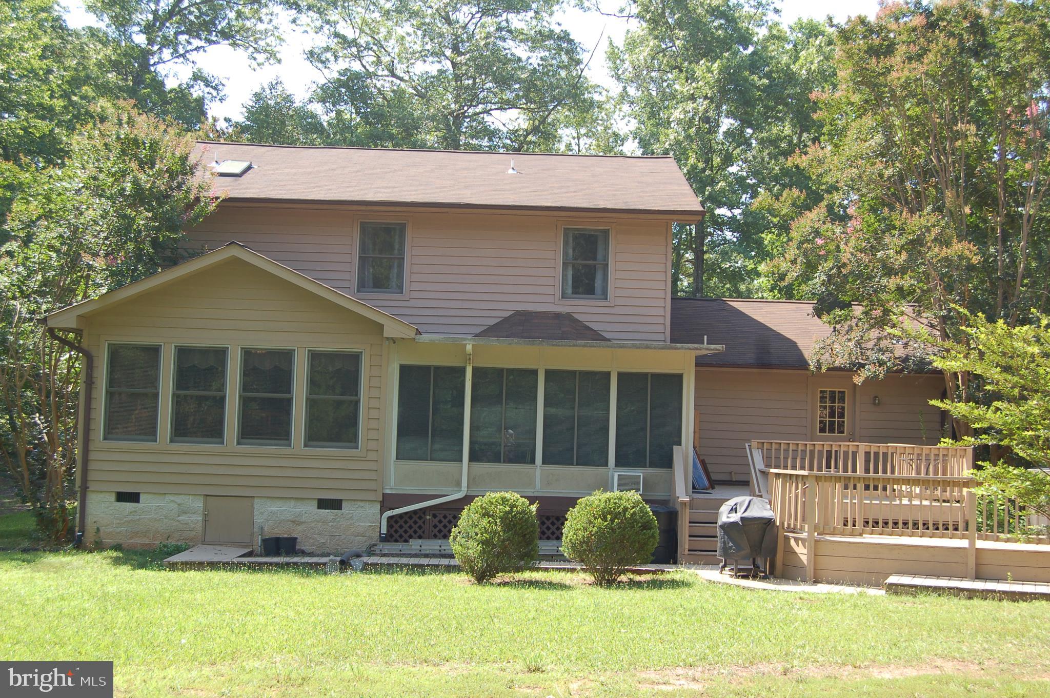 351 Lakewood Dr