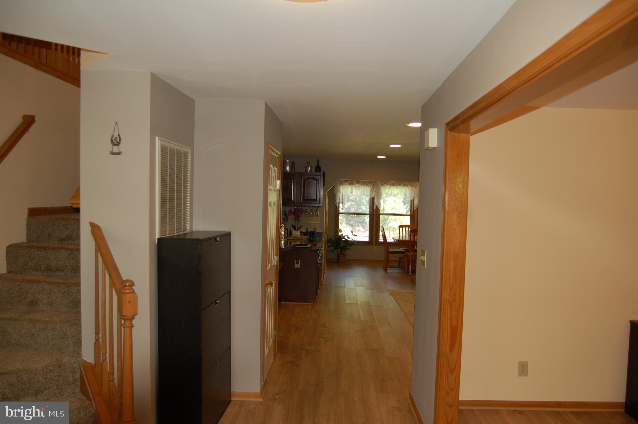 351 Lakewood Dr