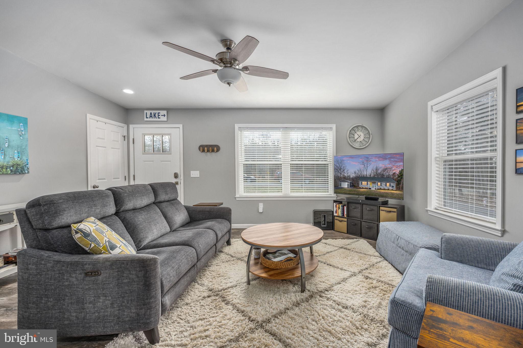 115 Madaline Ln
