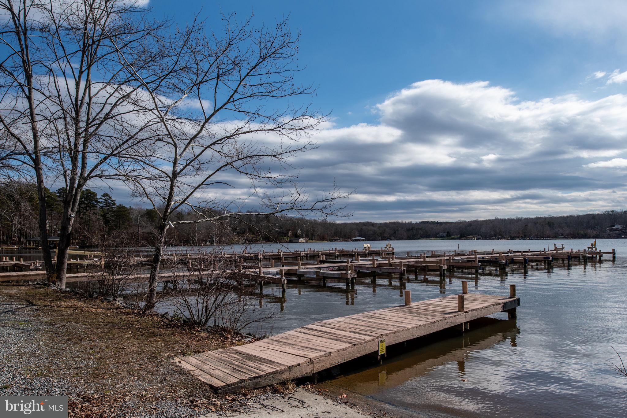 115 Madaline Ln