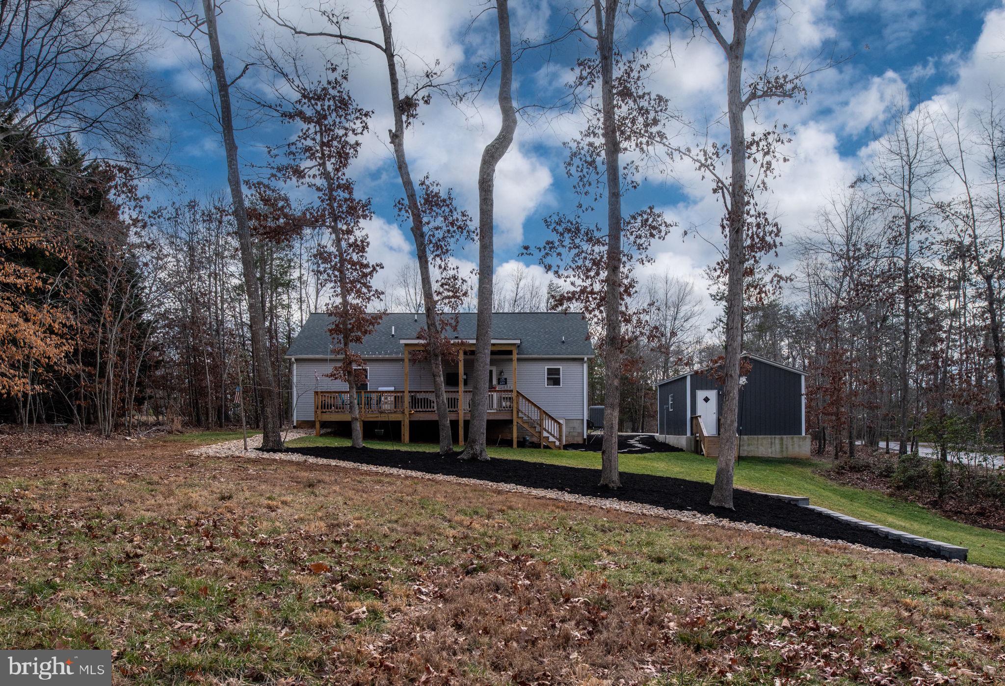 115 Madaline Ln