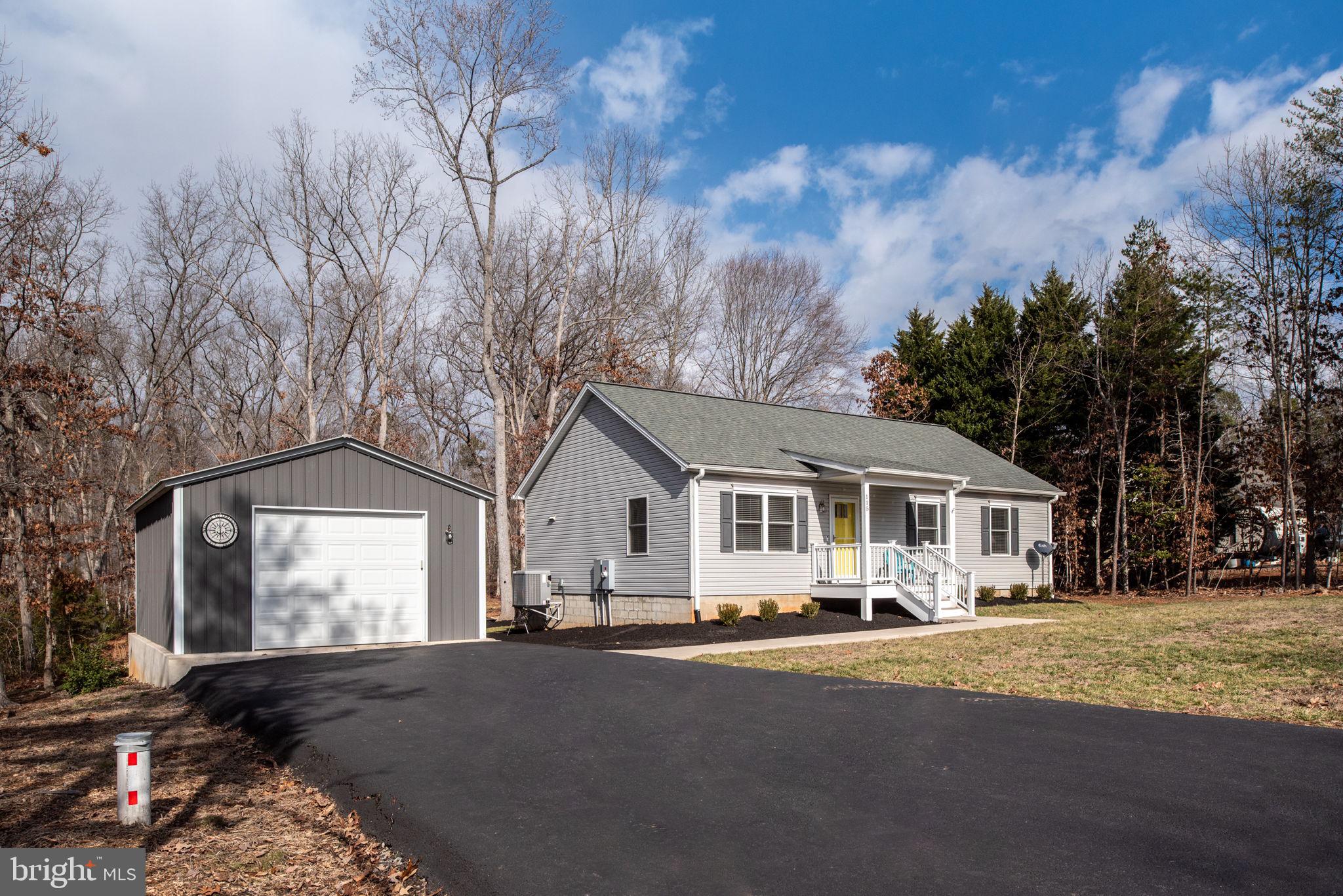 115 Madaline Ln