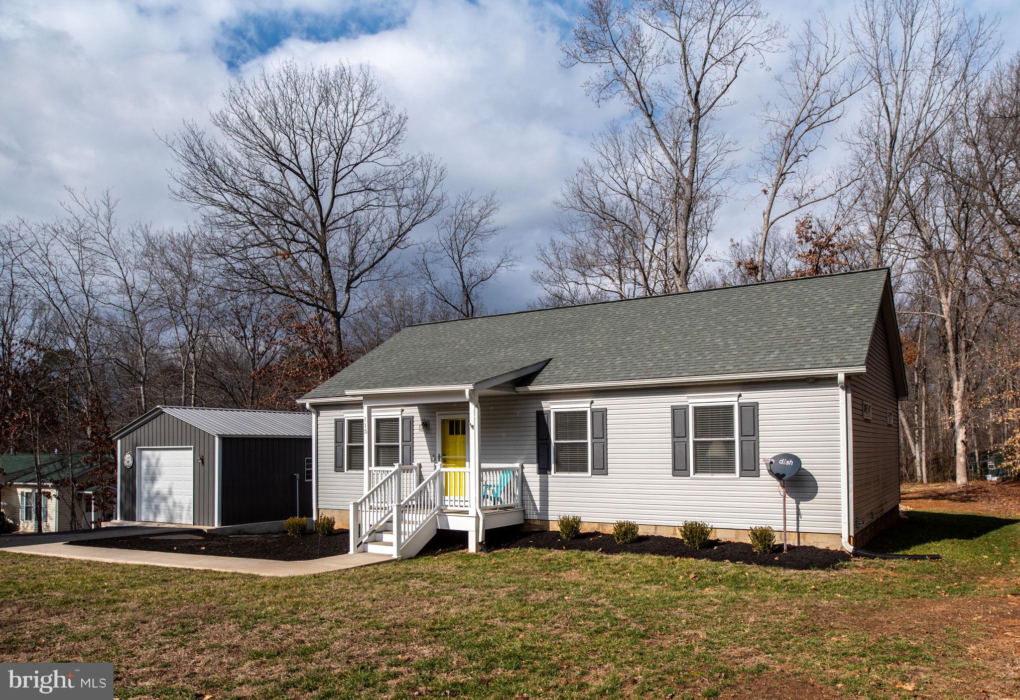 115 Madaline Ln