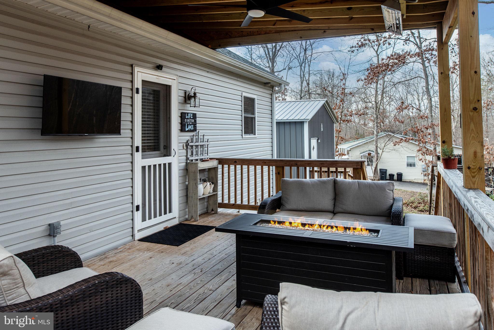 115 Madaline Ln