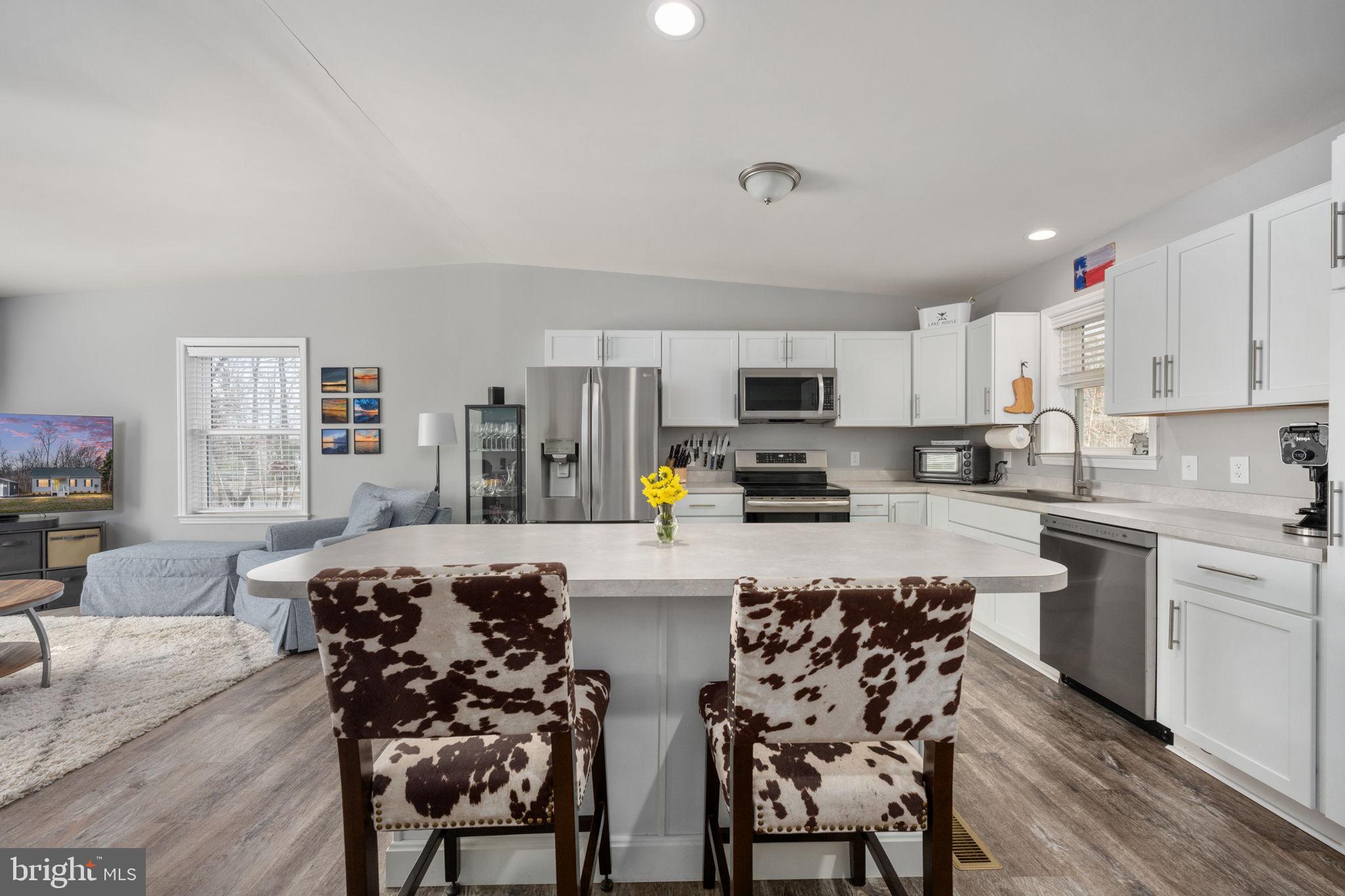 115 Madaline Ln