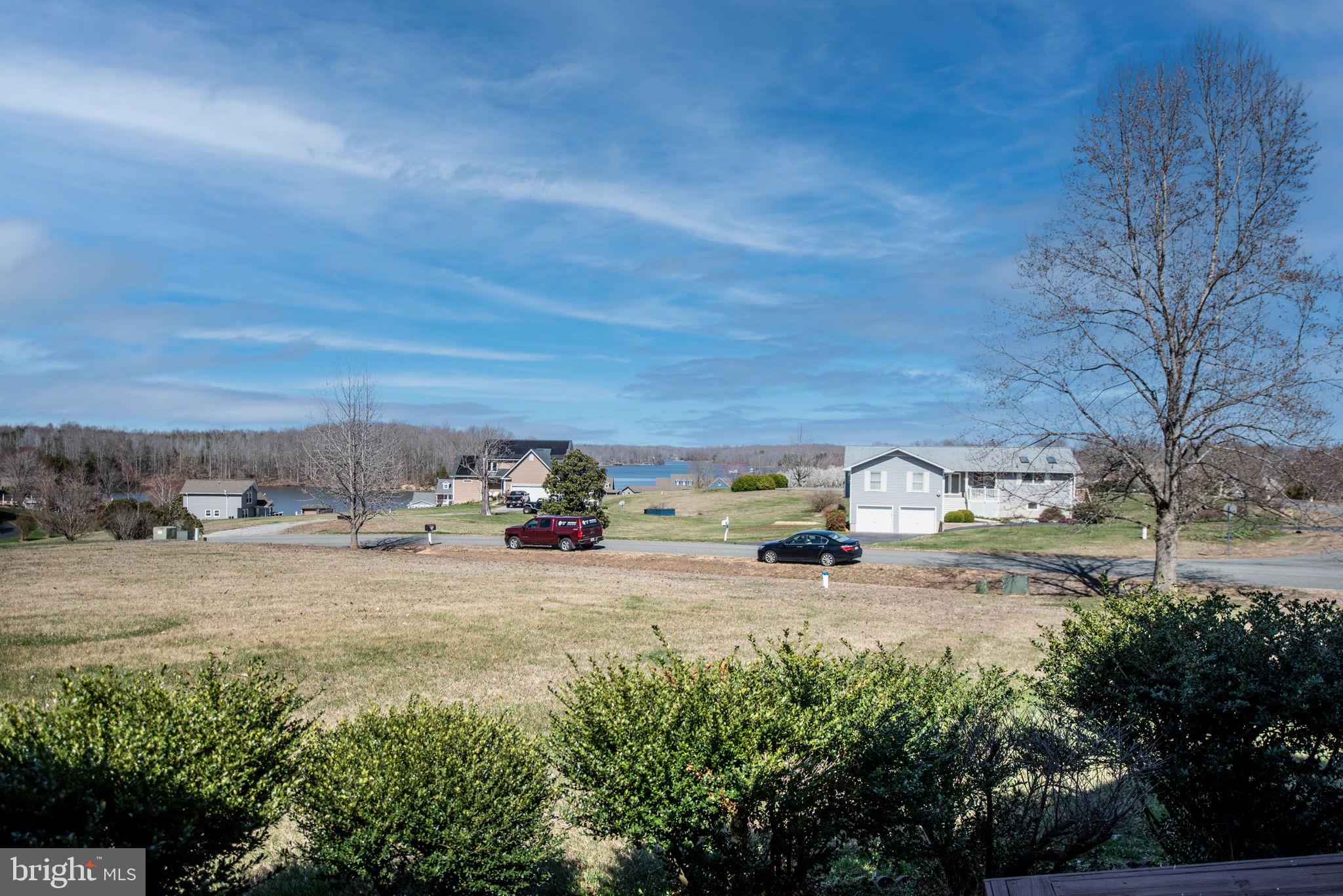 499 Seclusion Shores Dr