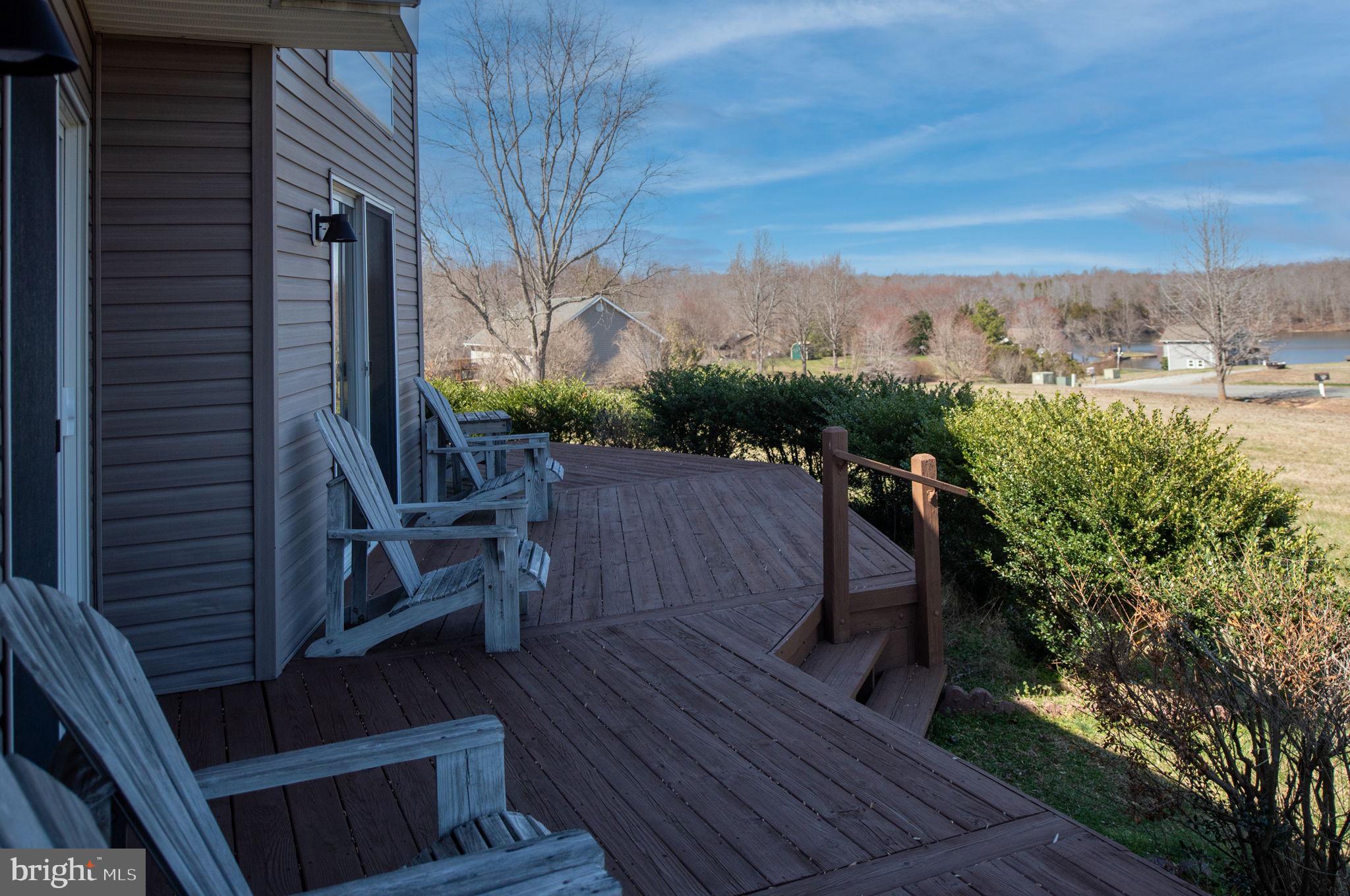 499 Seclusion Shores Dr
