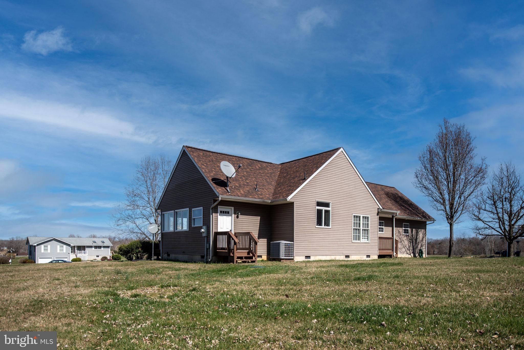 499 Seclusion Shores Dr