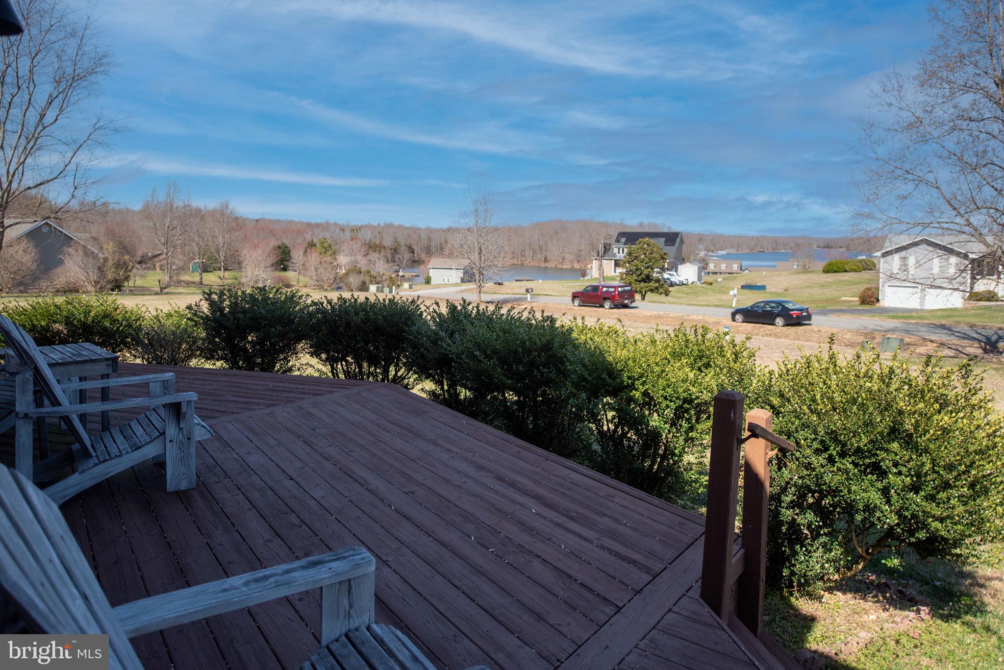 499 Seclusion Shores Dr
