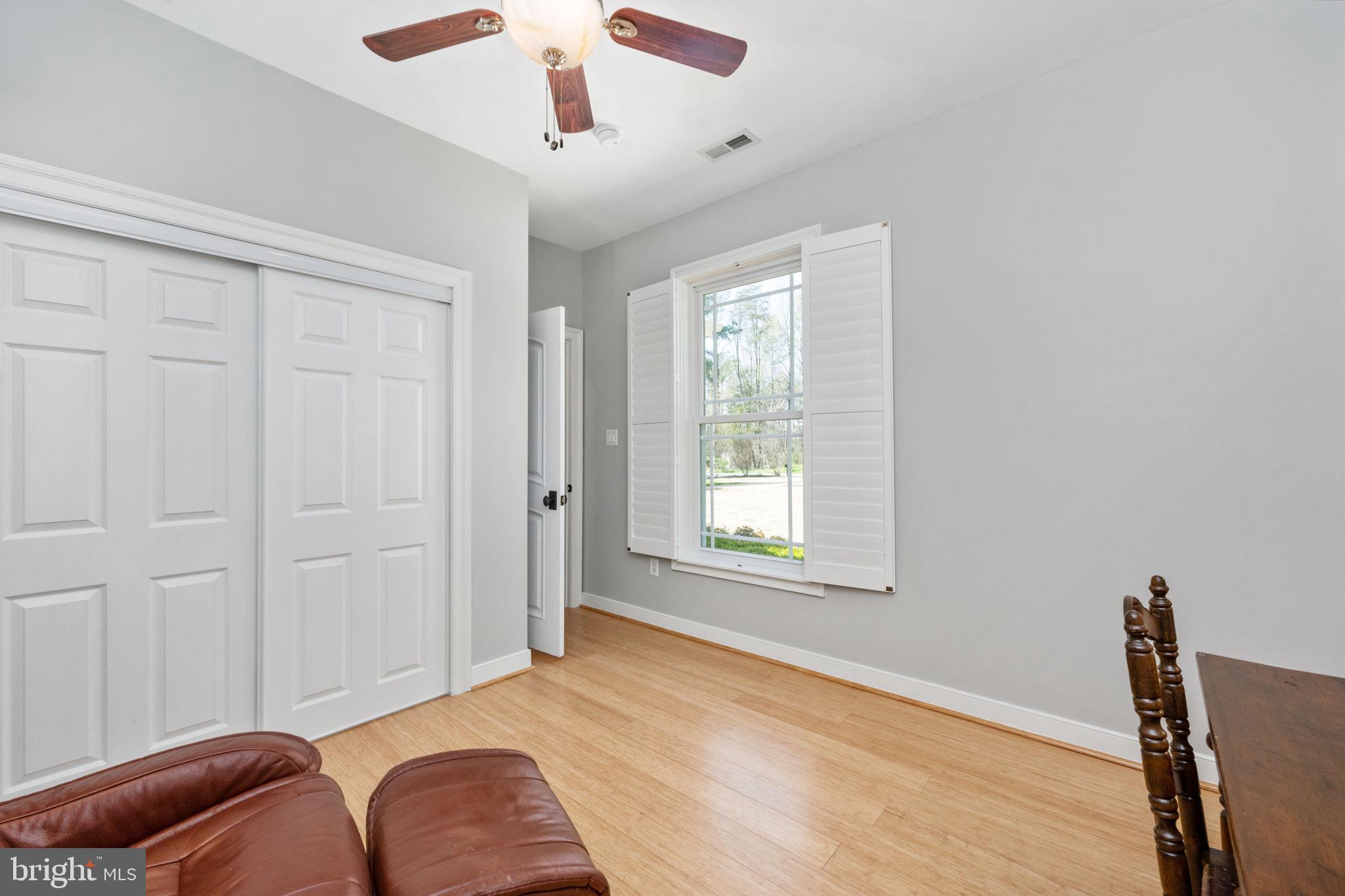 359 Lake Forest Dr