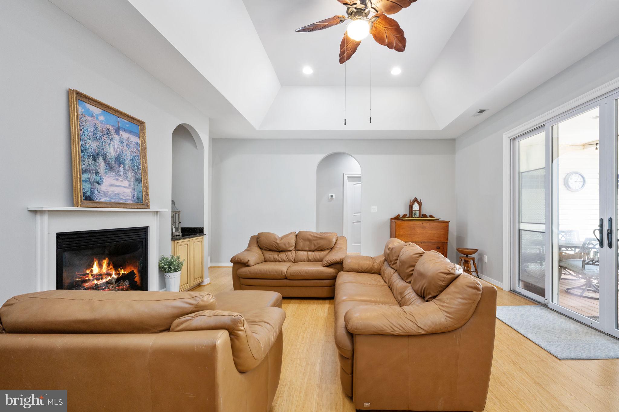 359 Lake Forest Dr
