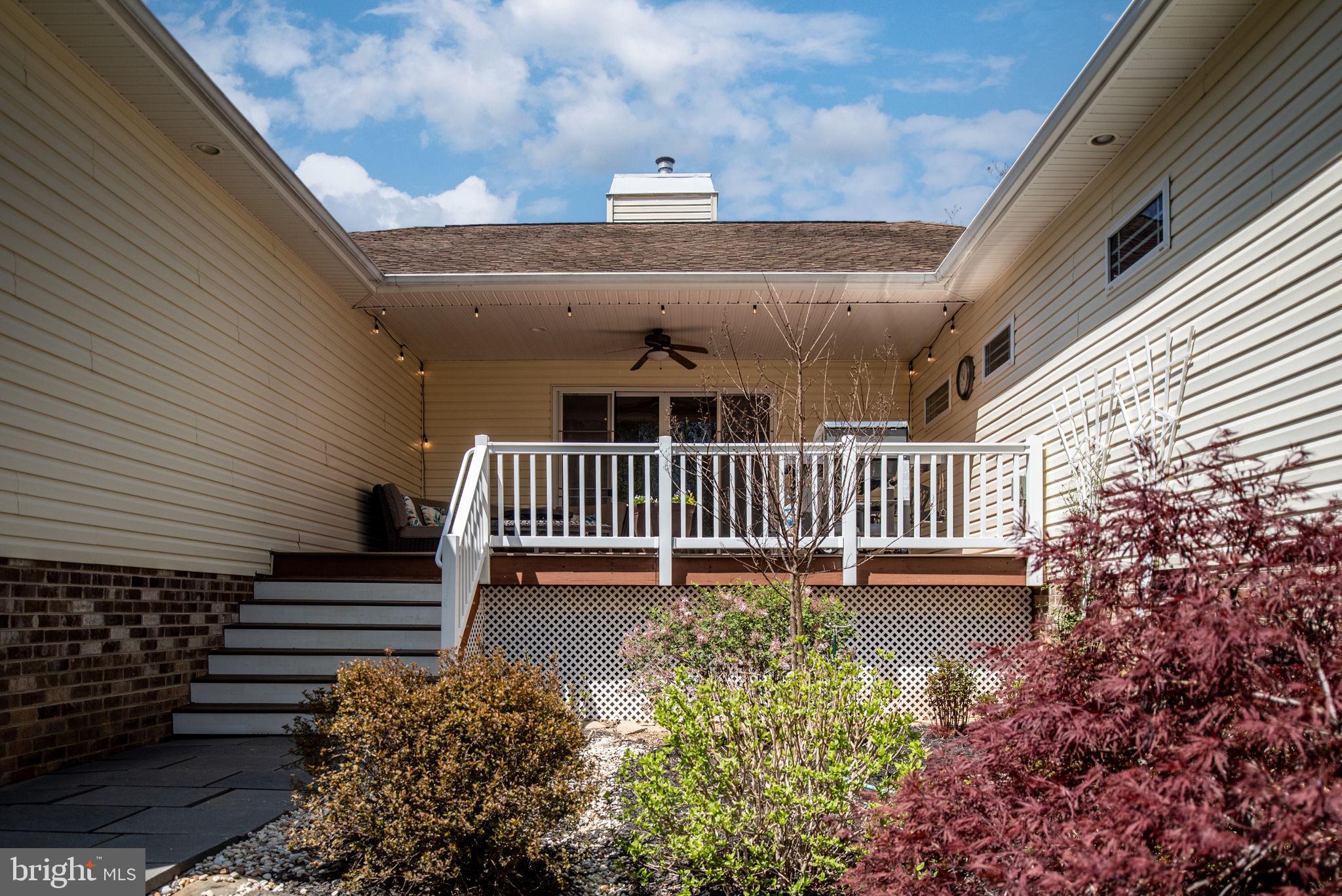 359 Lake Forest Dr