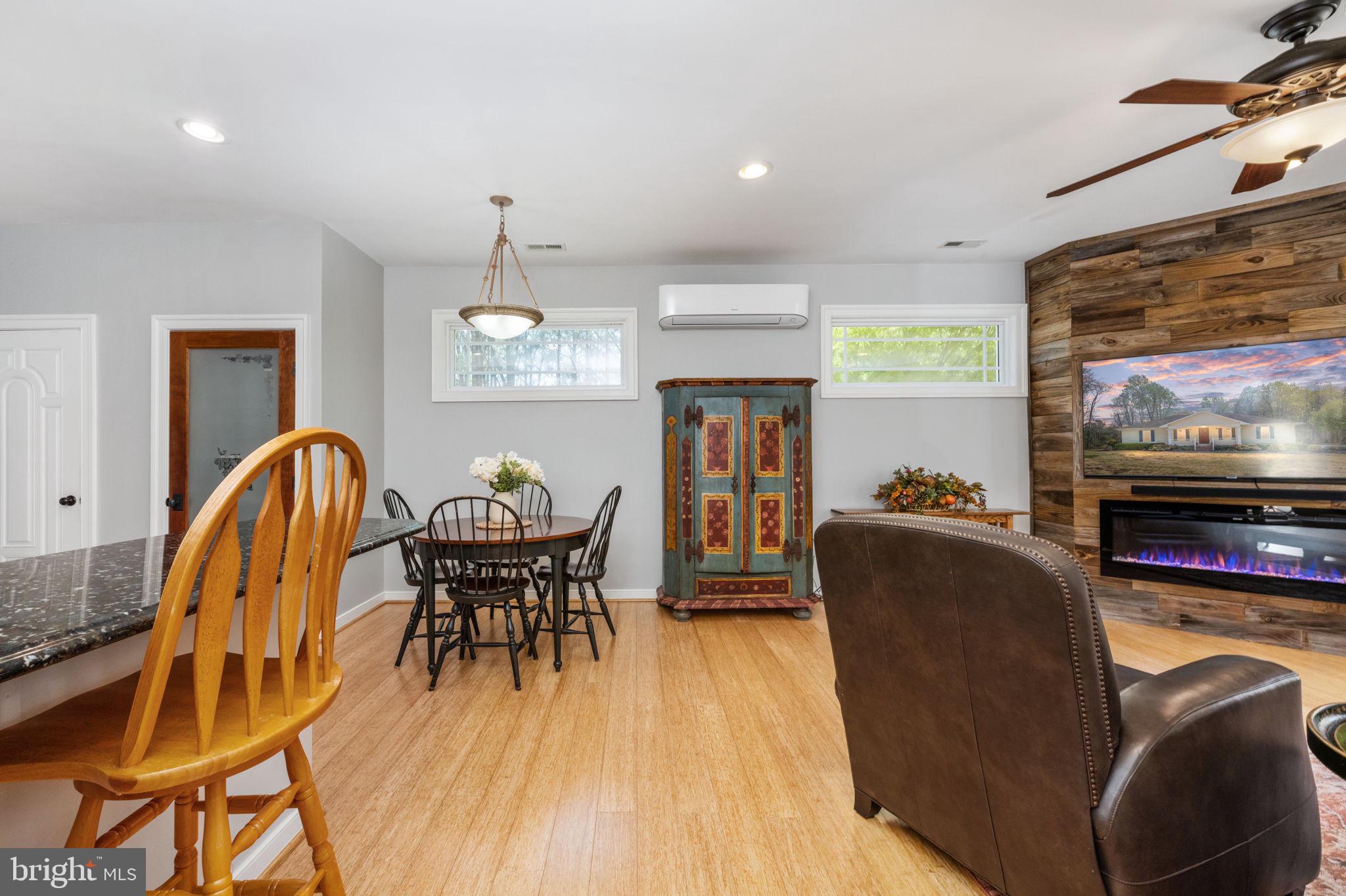 359 Lake Forest Dr