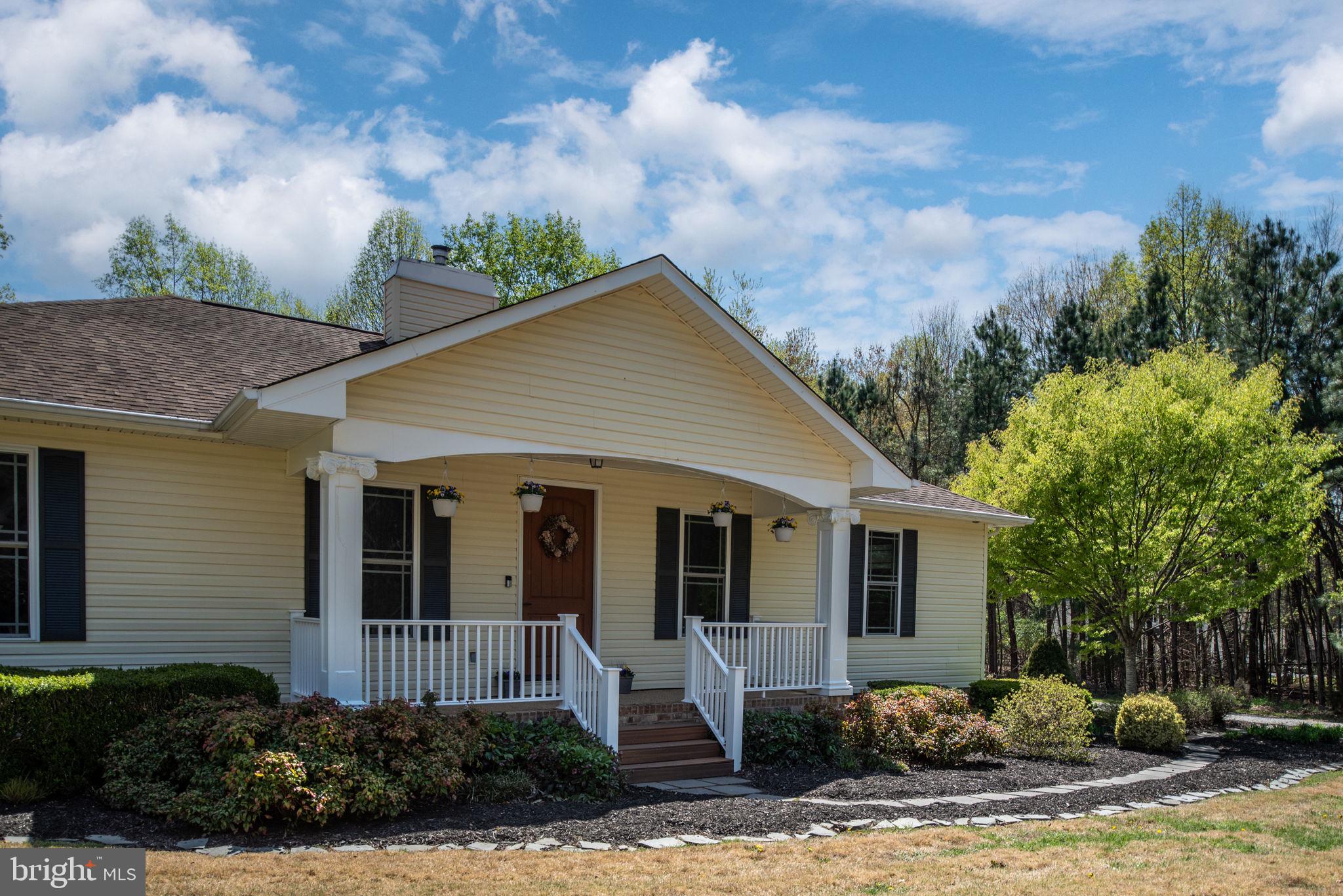 359 Lake Forest Dr