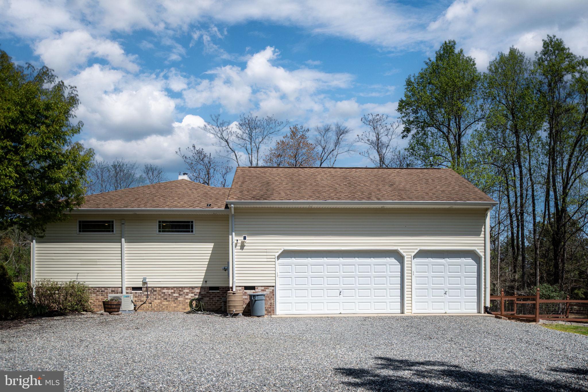 359 Lake Forest Dr