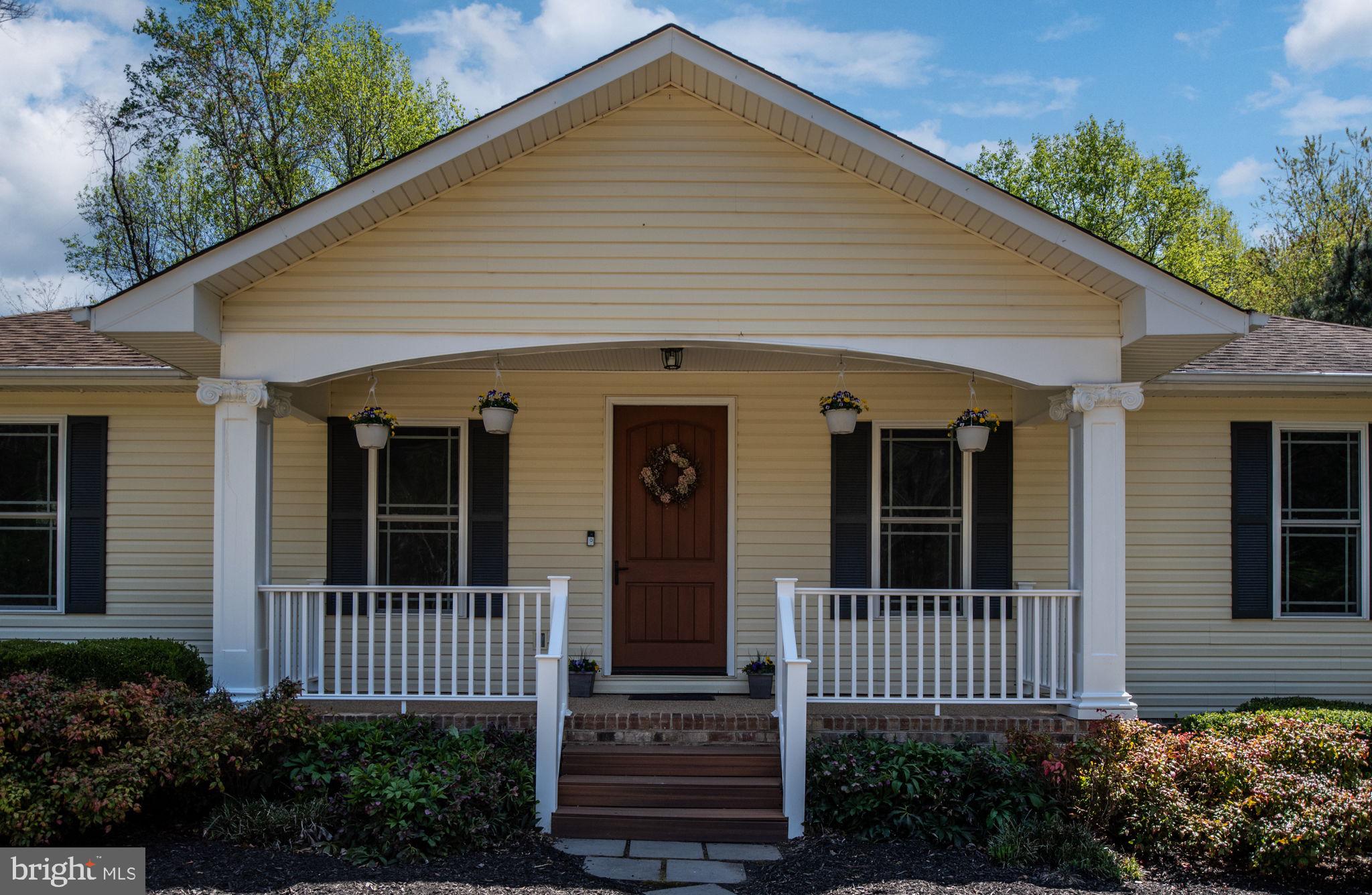 359 Lake Forest Dr