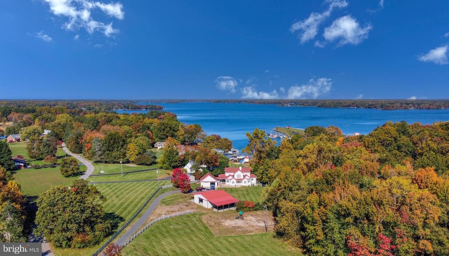 90 Pleasants View Pt