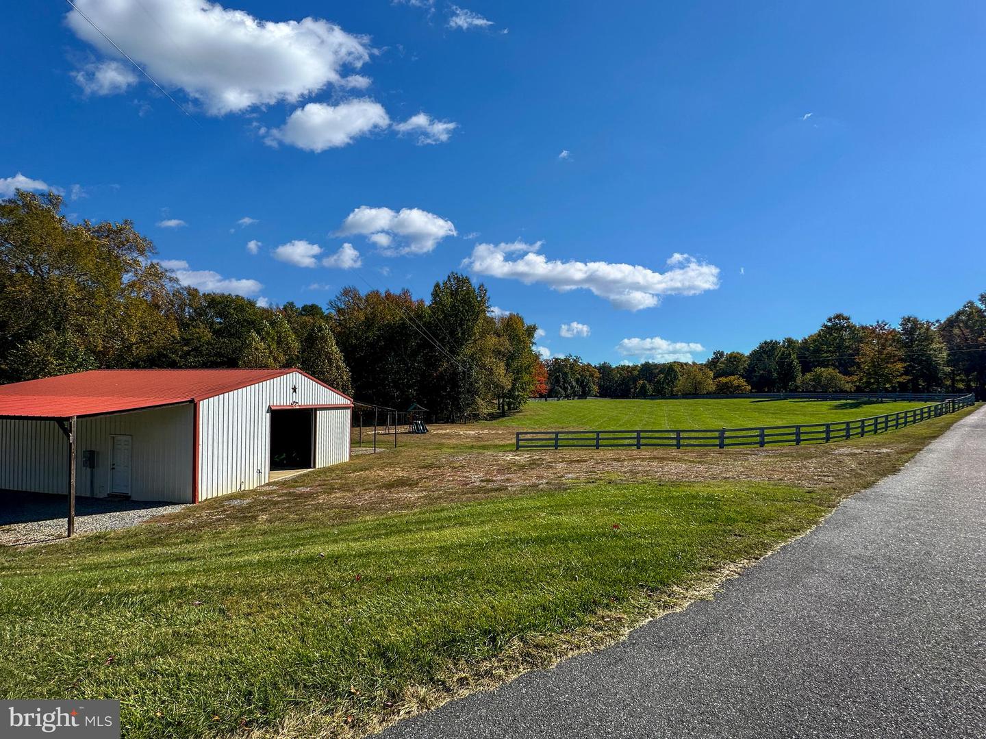 90 Pleasants View Pt