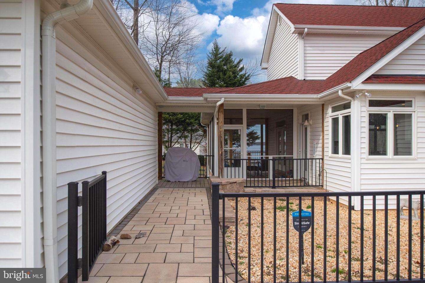 90 Pleasants View Pt