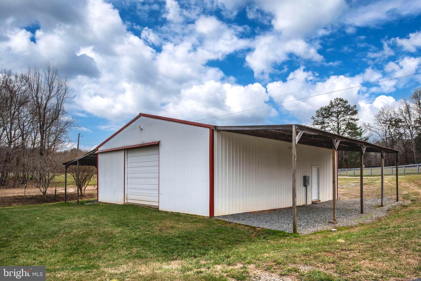 90 Pleasants View Pt