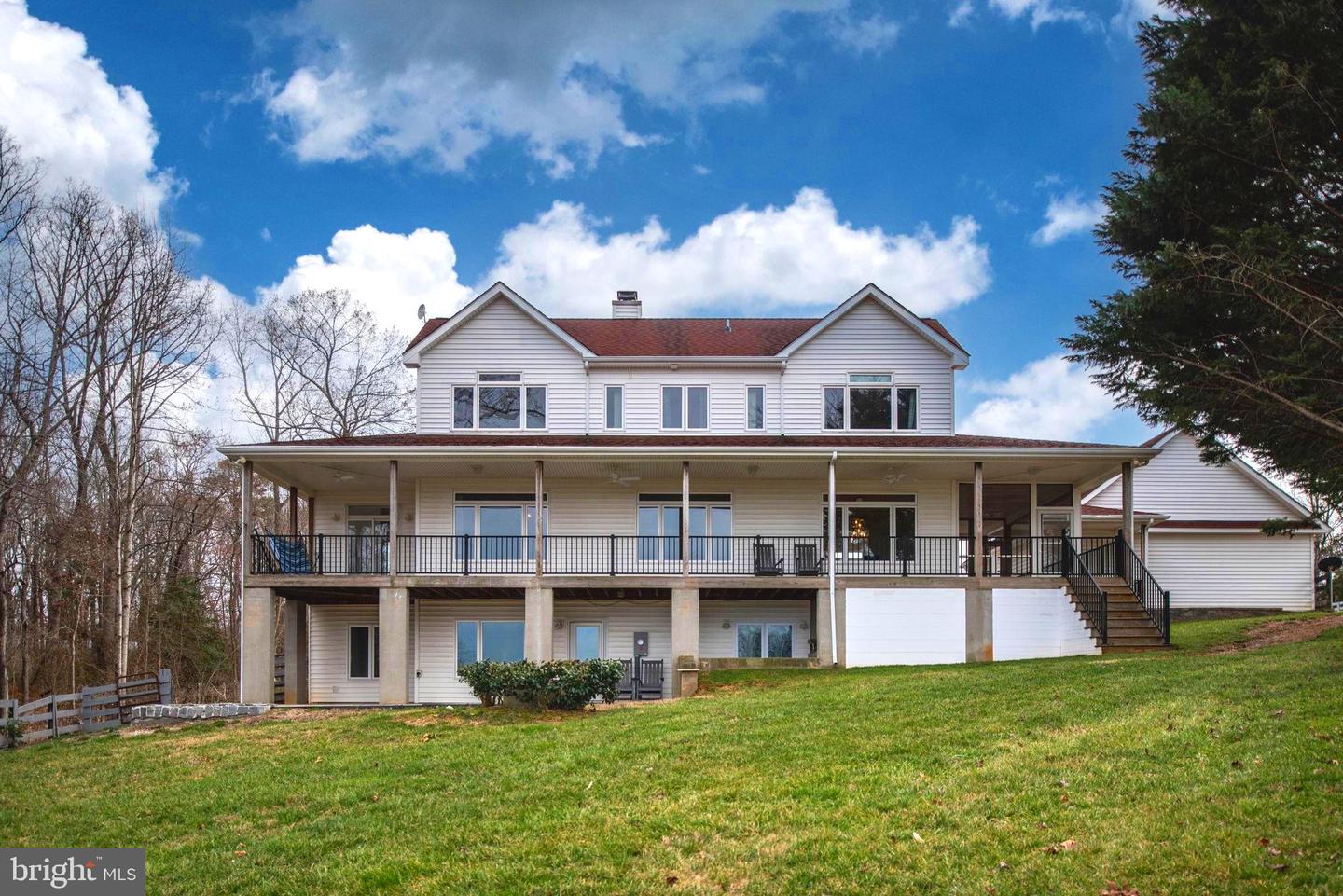 90 Pleasants View Pt