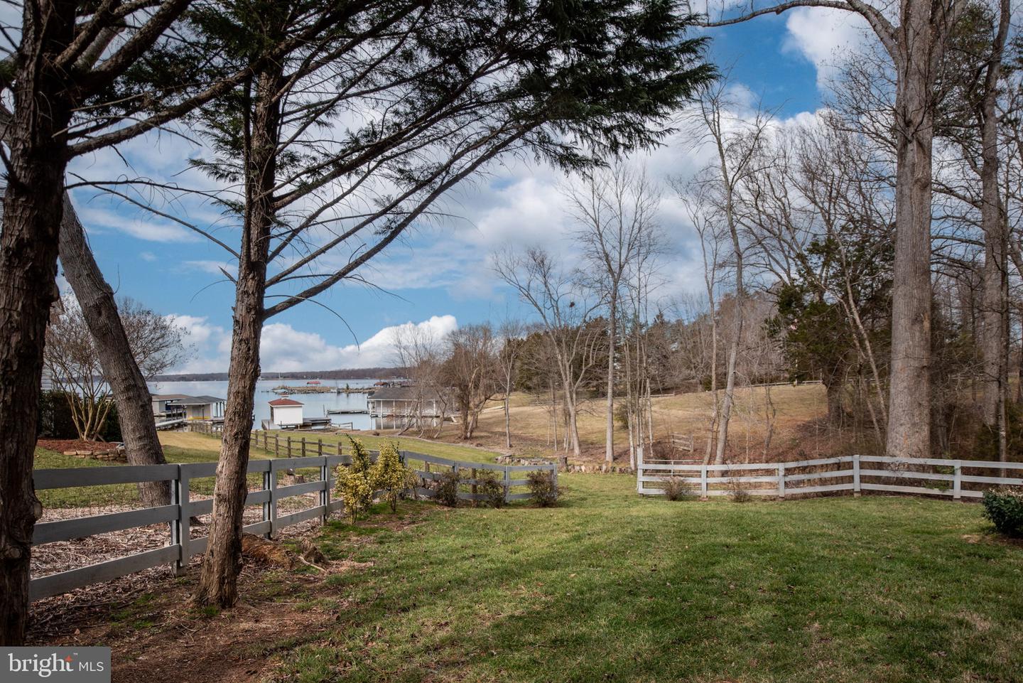 90 Pleasants View Pt