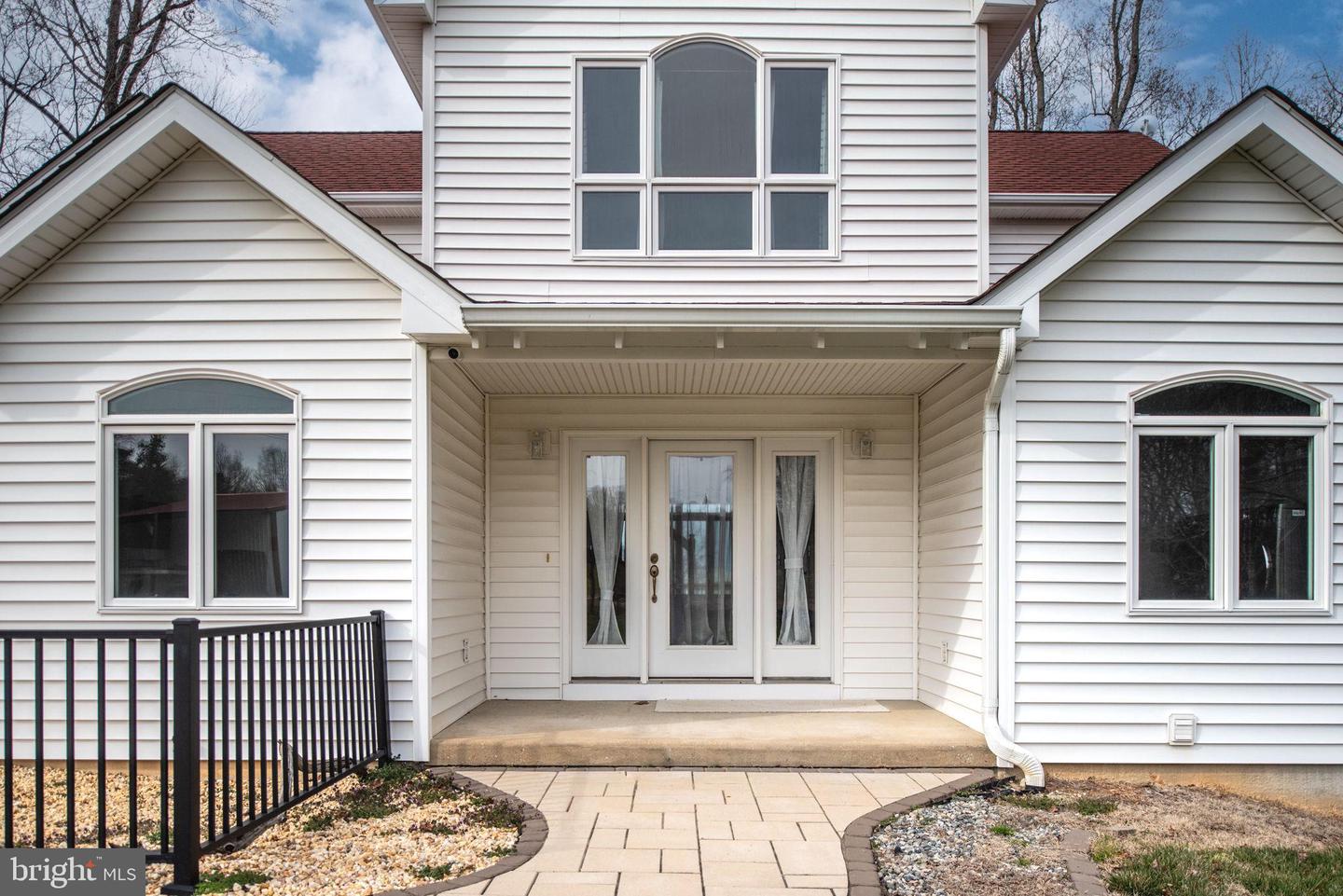 90 Pleasants View Pt