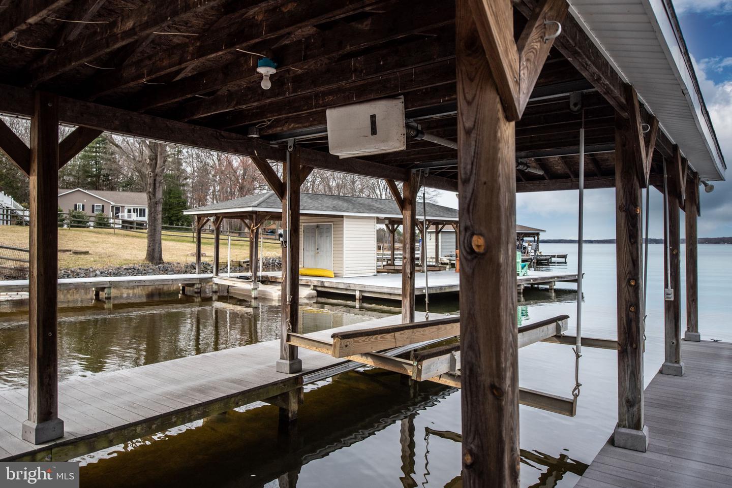 90 Pleasants View Pt