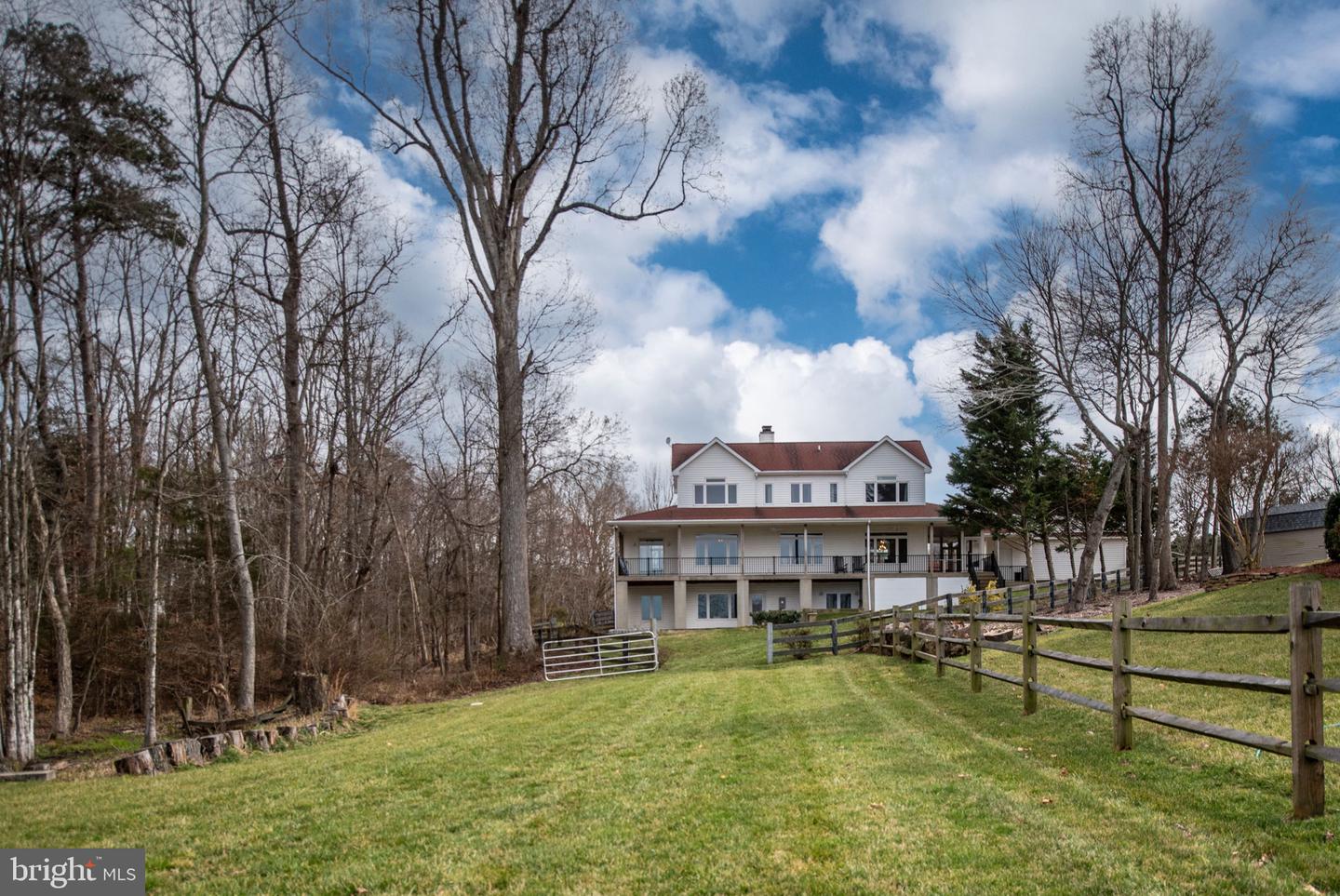90 Pleasants View Pt