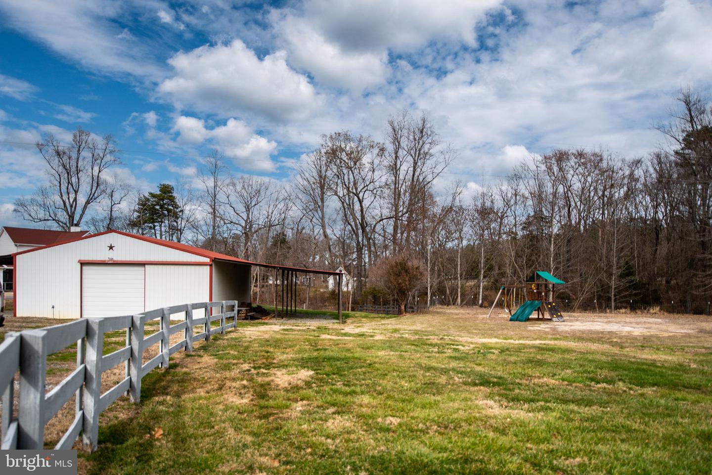 90 Pleasants View Pt