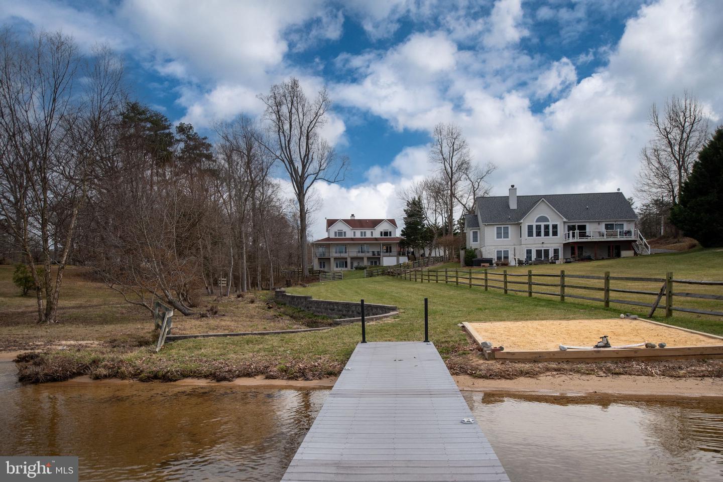 90 Pleasants View Pt