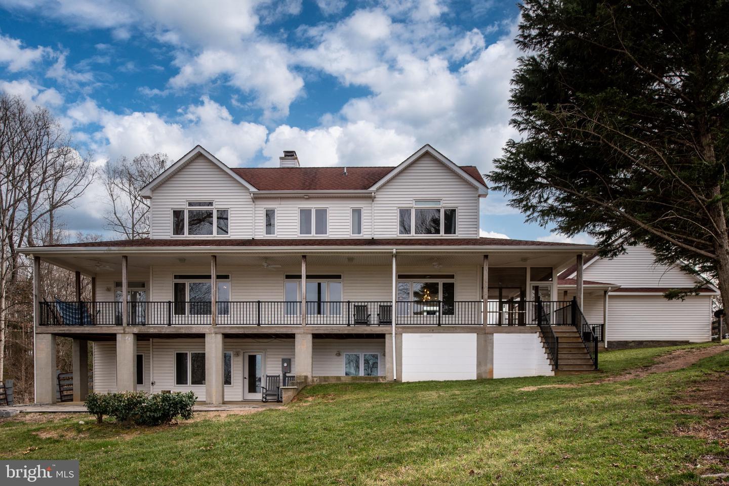 90 Pleasants View Pt