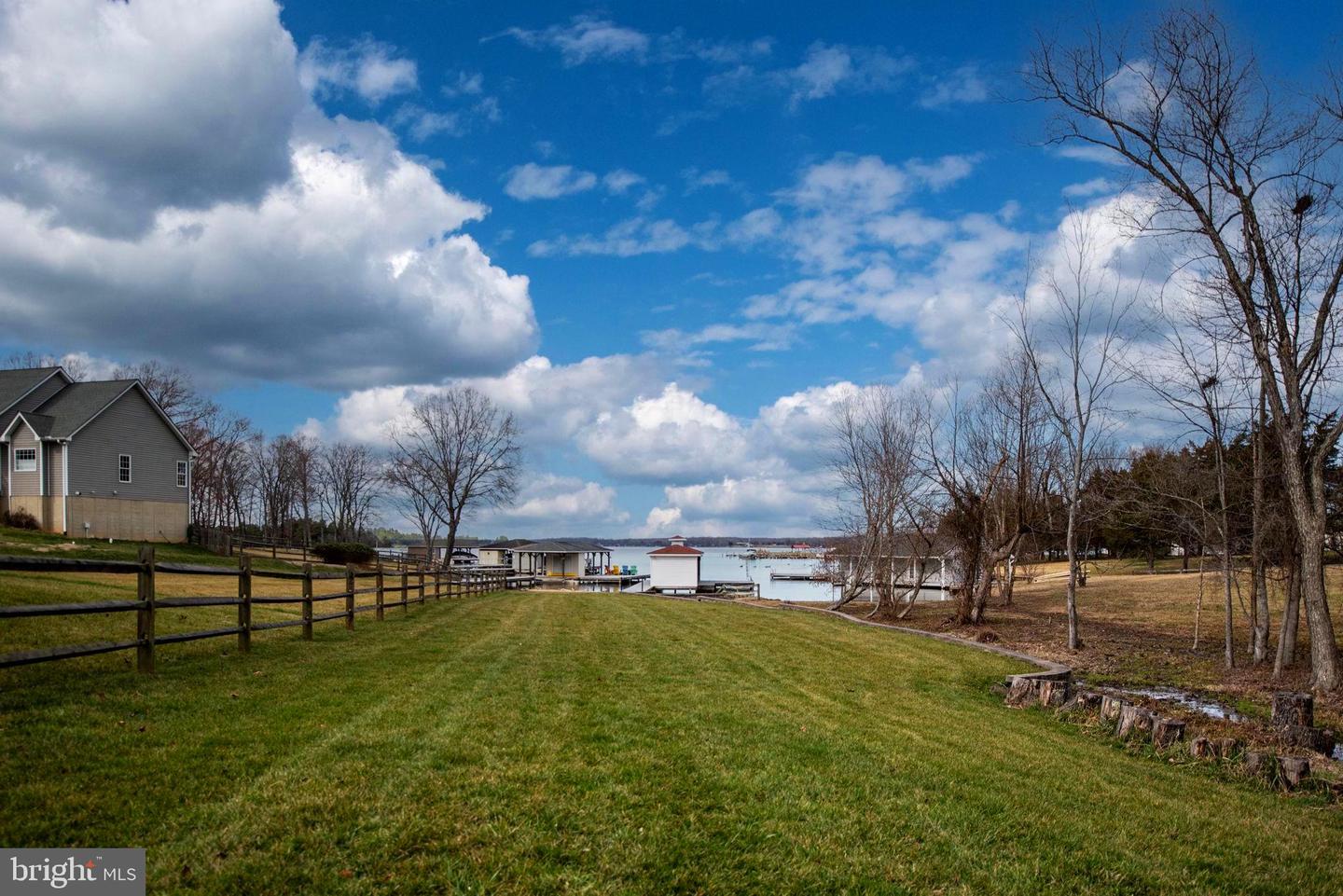 90 Pleasants View Pt