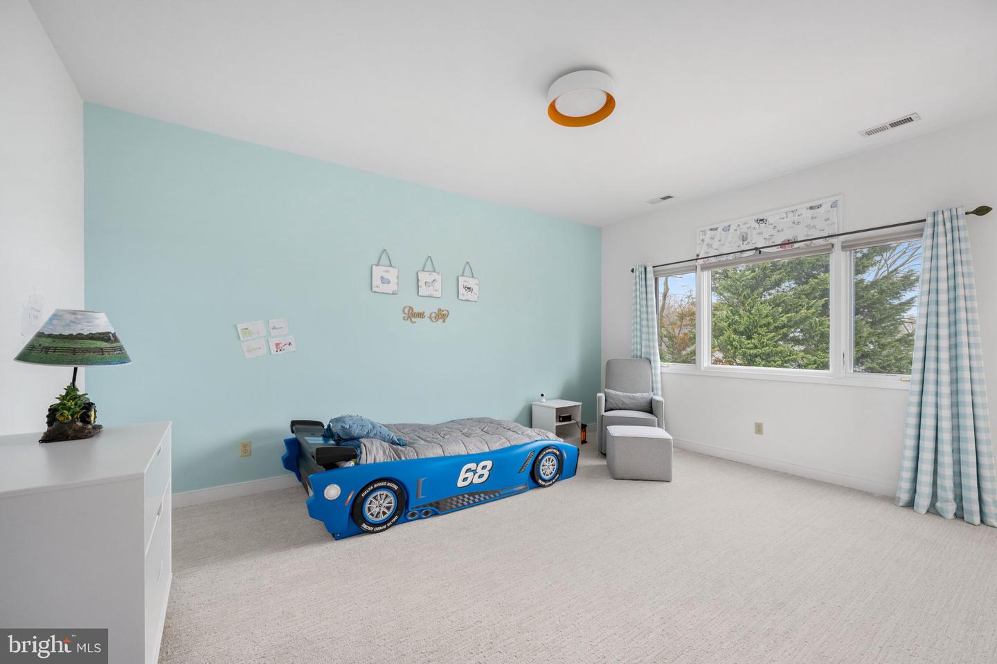 90 Pleasants View Pt