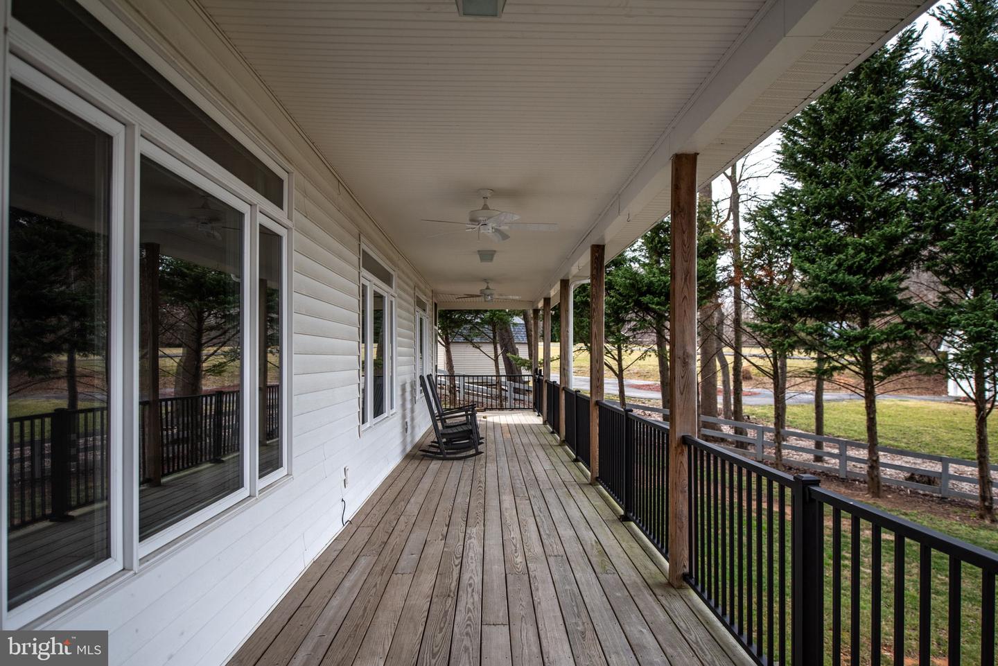 90 Pleasants View Pt
