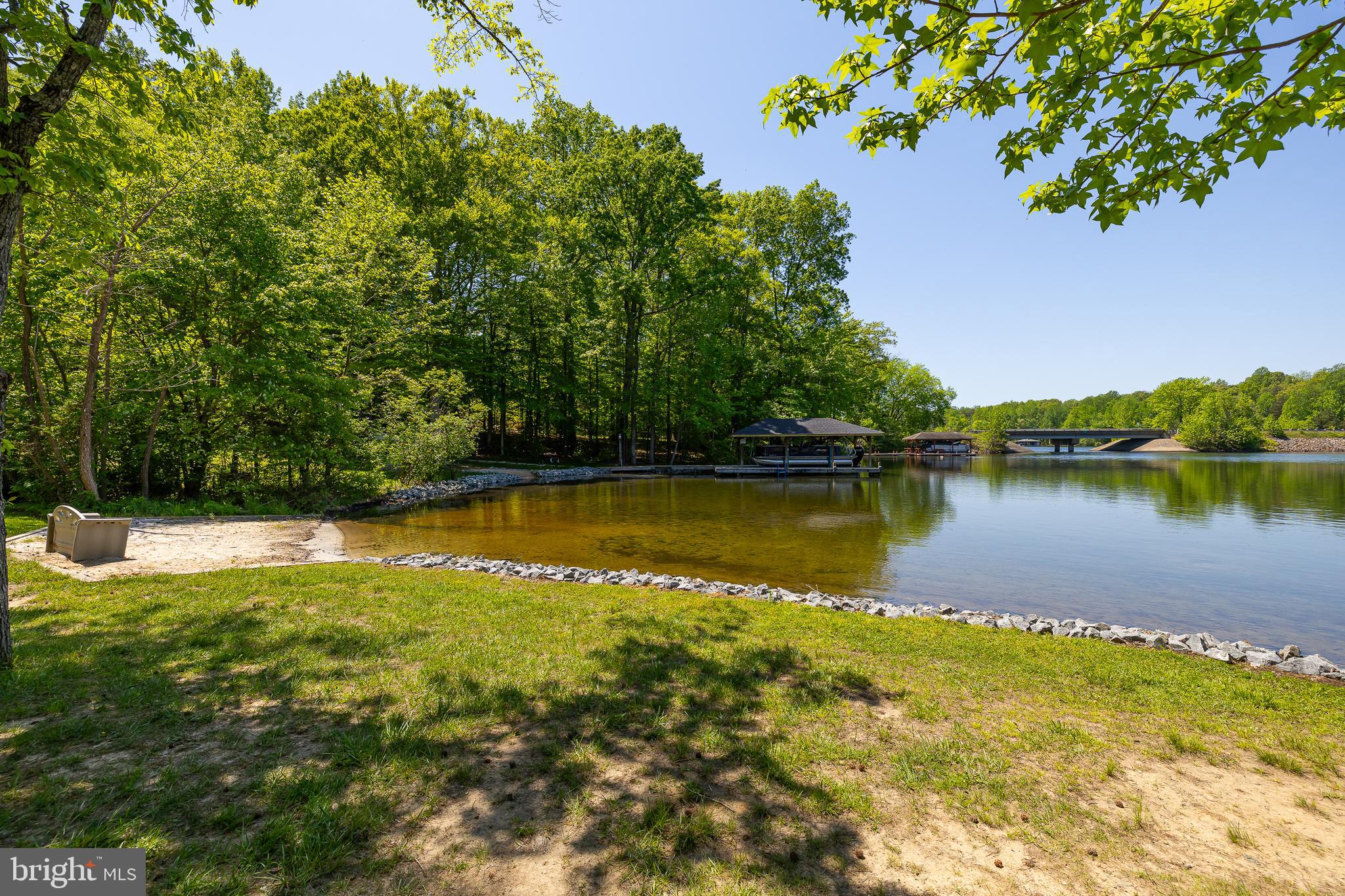 95 Cooke Ln