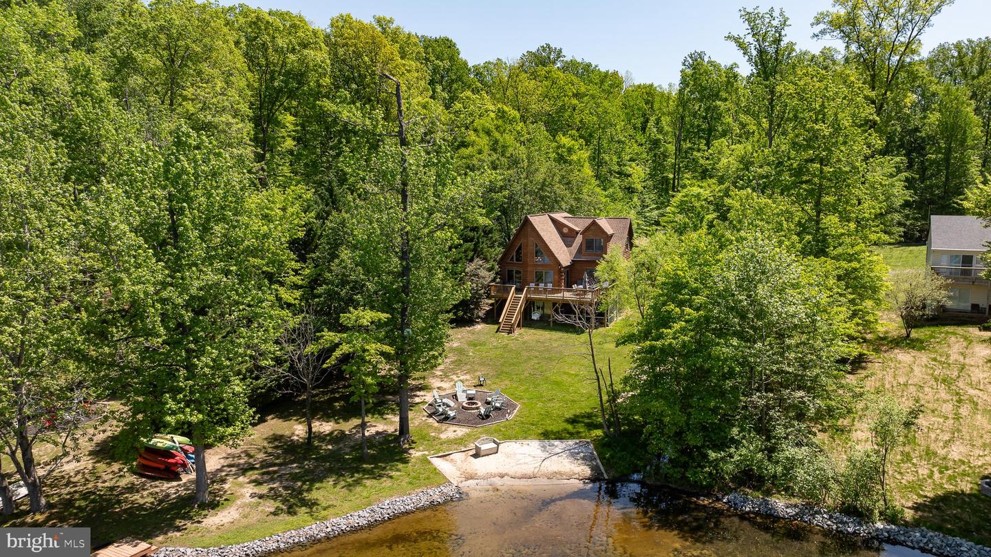 95 Cooke Ln