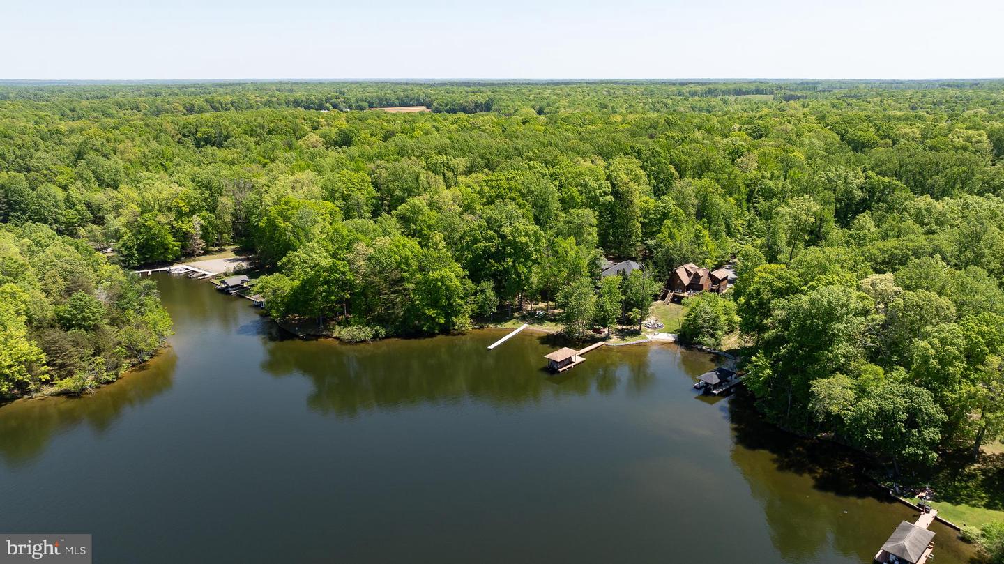 95 Cooke Ln