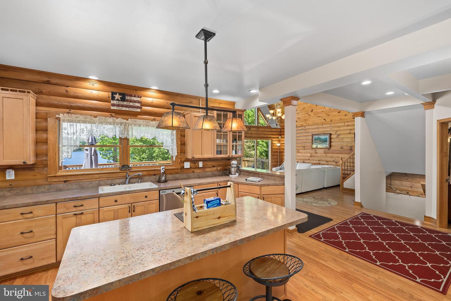 95 Cooke Ln