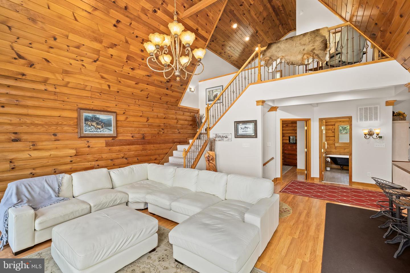 95 Cooke Ln