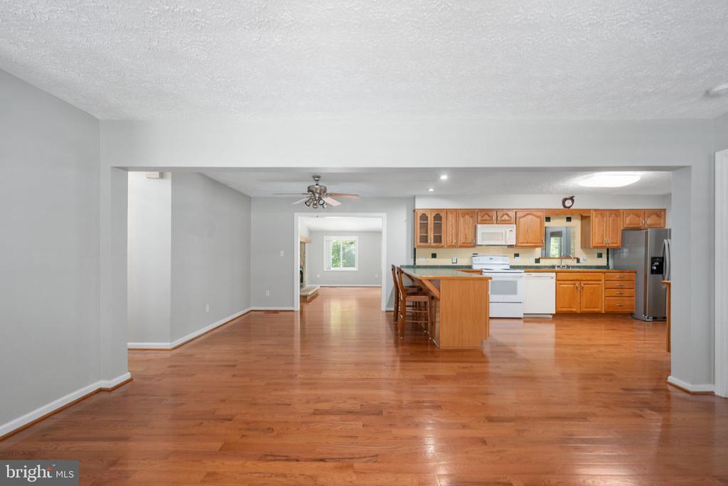 91 Madeline Ln