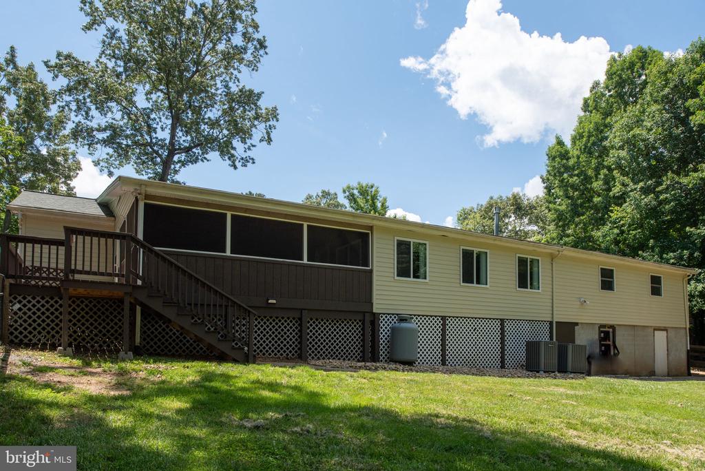 91 Madeline Ln