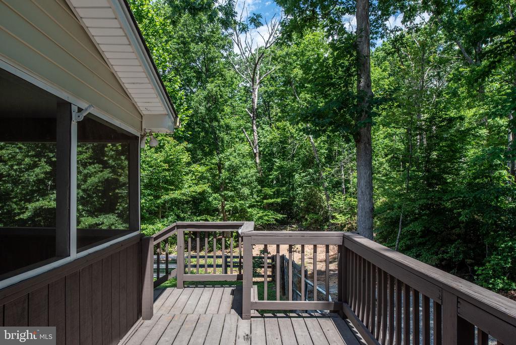 91 Madeline Ln