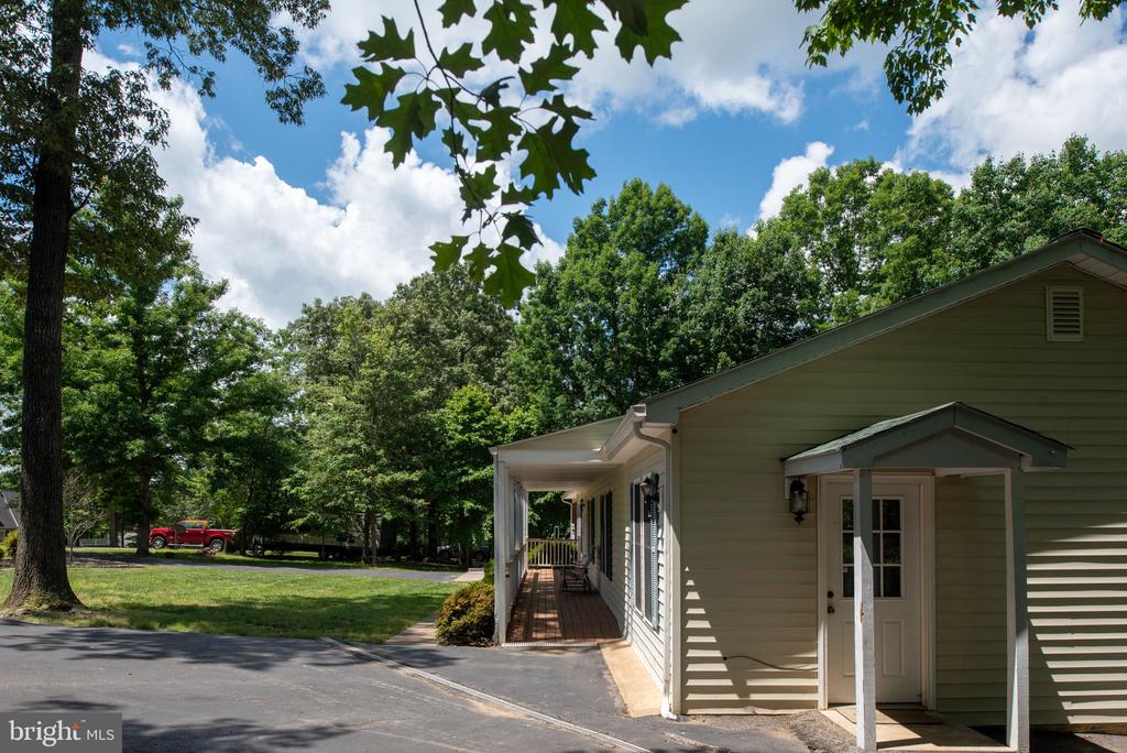 91 Madeline Ln