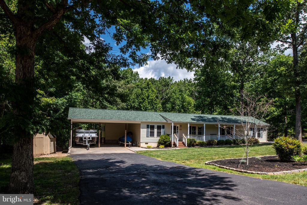 91 Madeline Ln