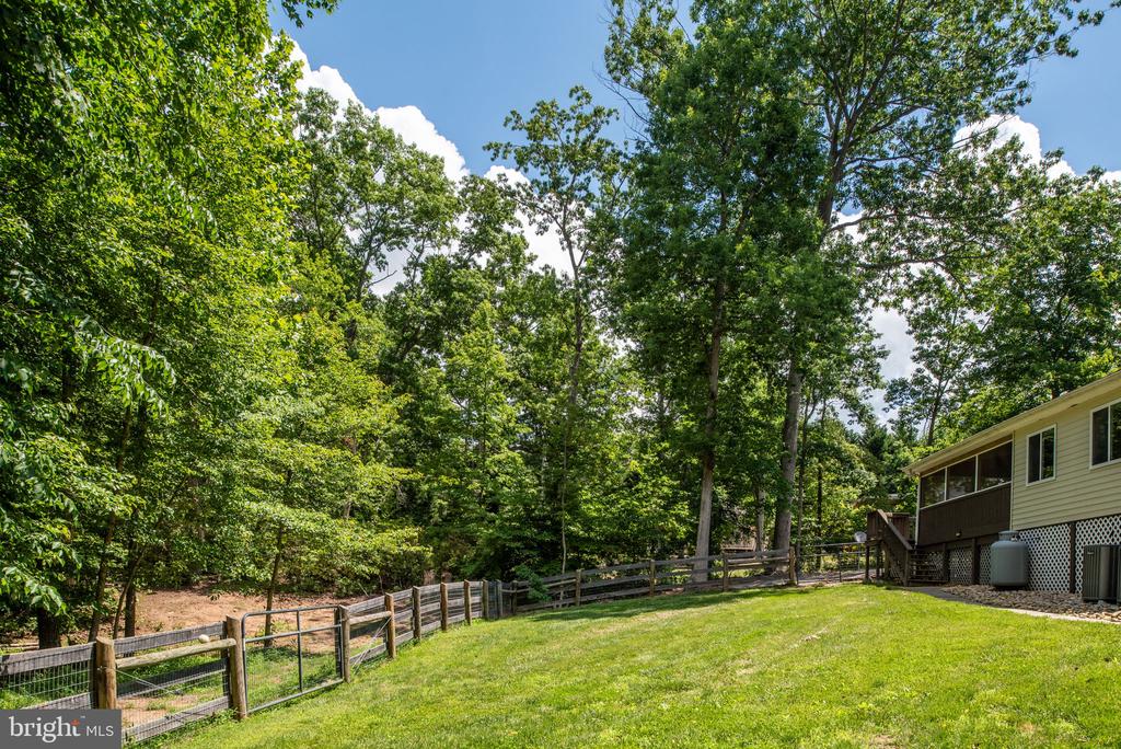 91 Madeline Ln