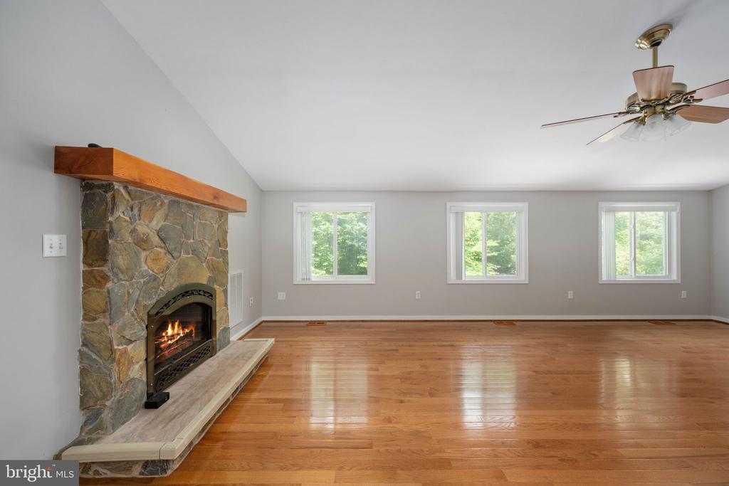 91 Madeline Ln