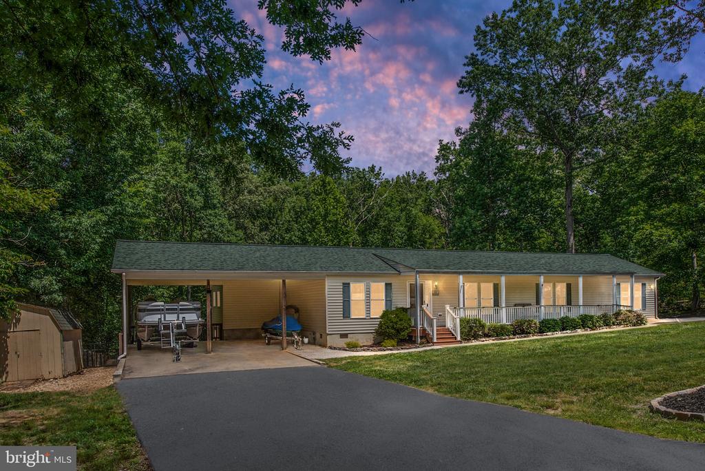 91 Madeline Ln