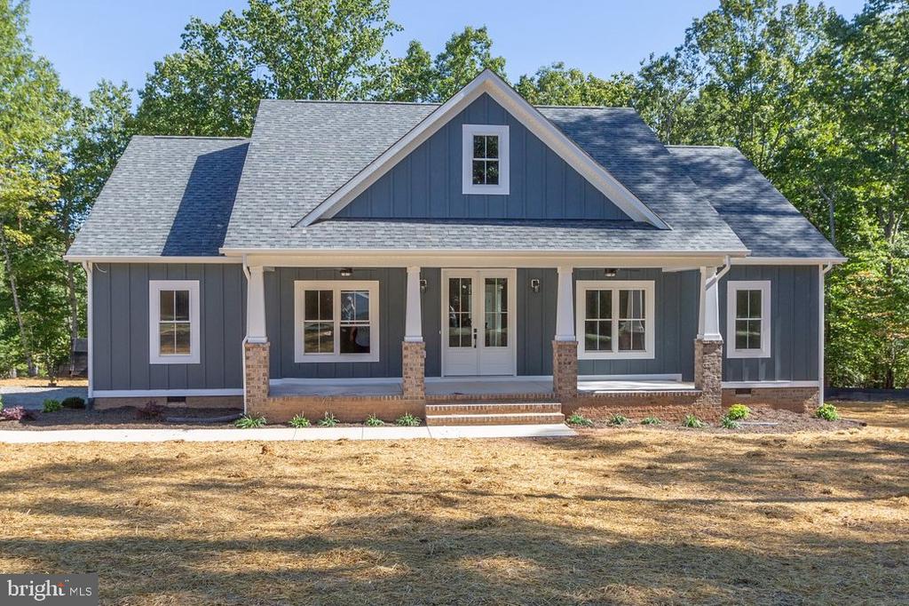 190 Madeline Ln